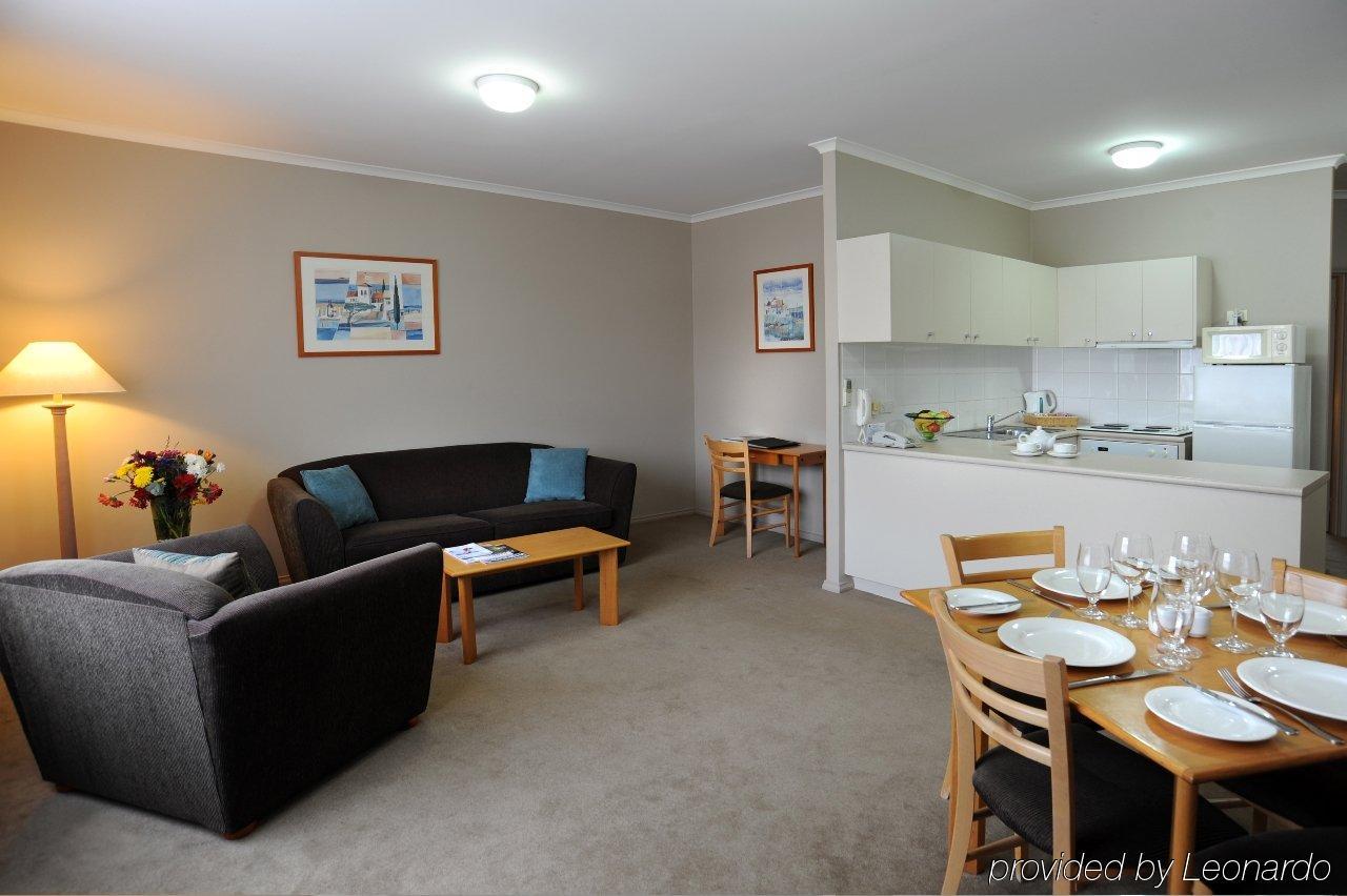 Punt Road Apartment Hotel เมลเบิร์น ห้อง รูปภาพ