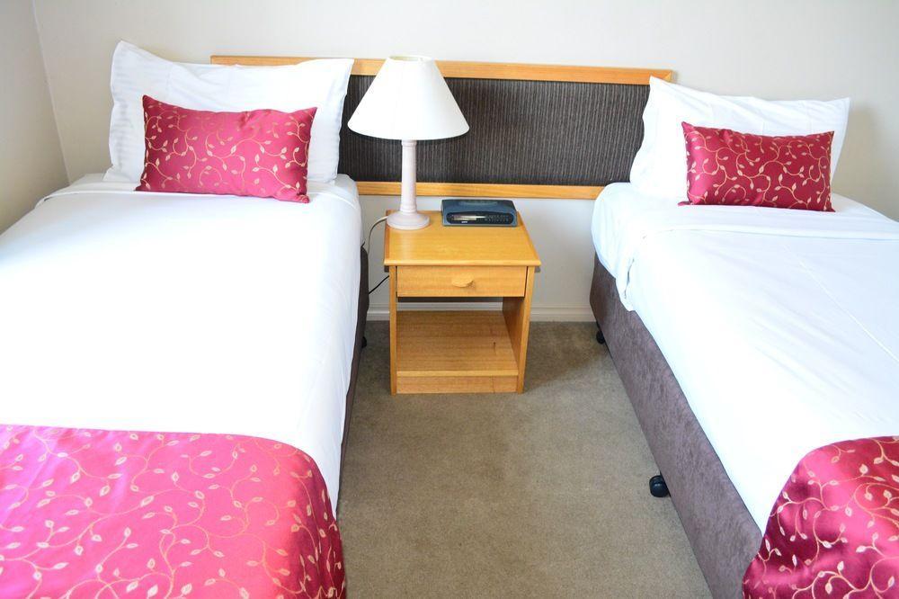 Punt Road Apartment Hotel เมลเบิร์น ภายนอก รูปภาพ