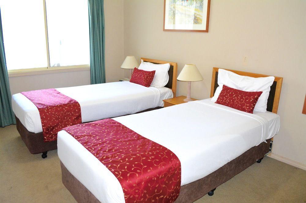 Punt Road Apartment Hotel เมลเบิร์น ภายนอก รูปภาพ