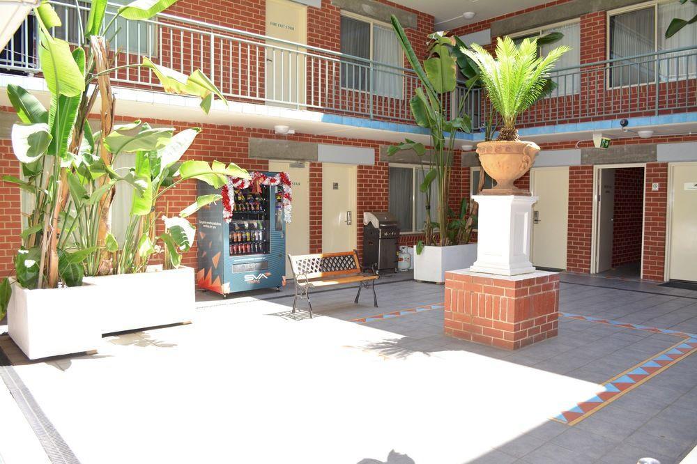 Punt Road Apartment Hotel เมลเบิร์น ภายนอก รูปภาพ