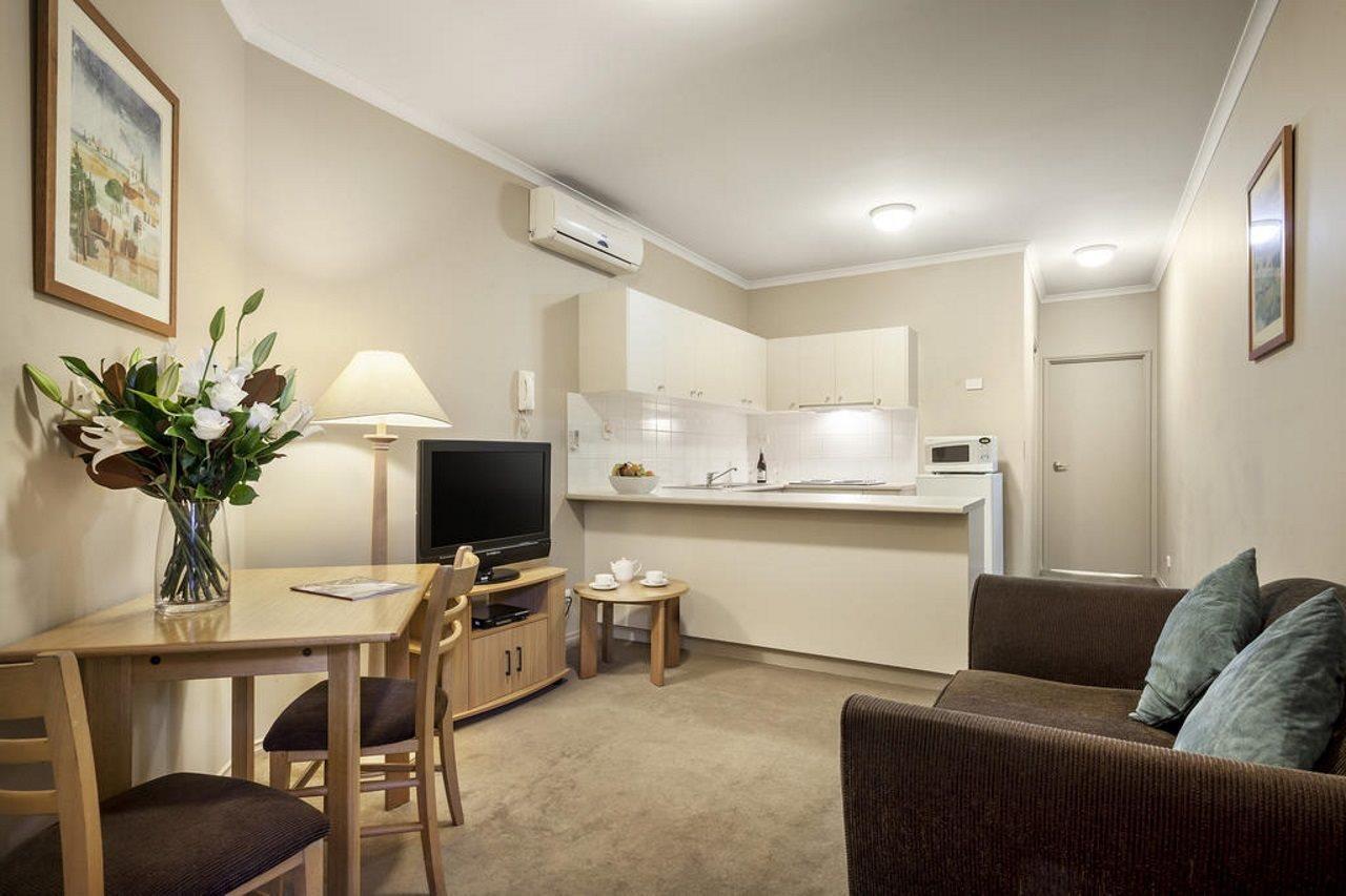Punt Road Apartment Hotel เมลเบิร์น ภายนอก รูปภาพ