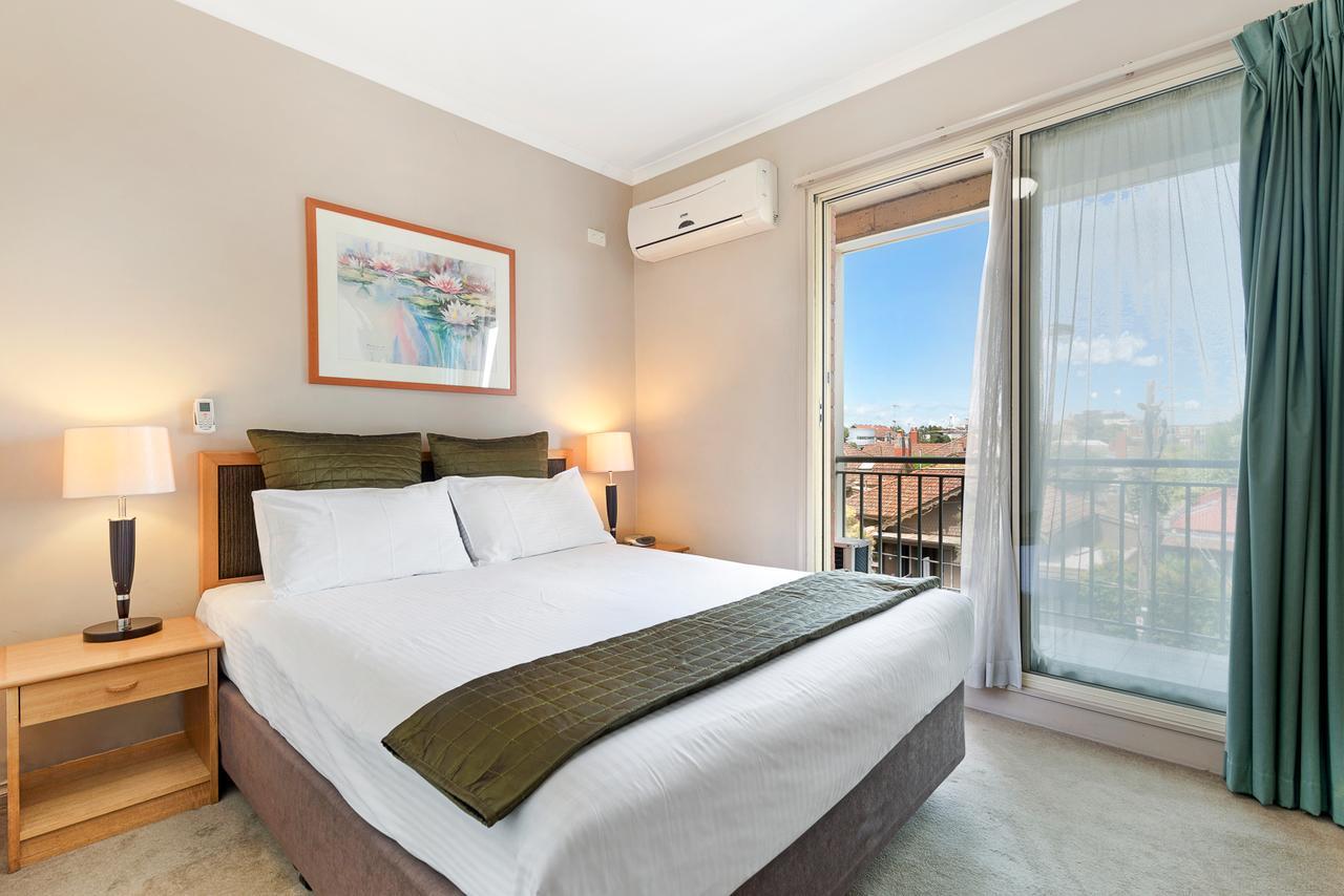 Punt Road Apartment Hotel เมลเบิร์น ภายนอก รูปภาพ